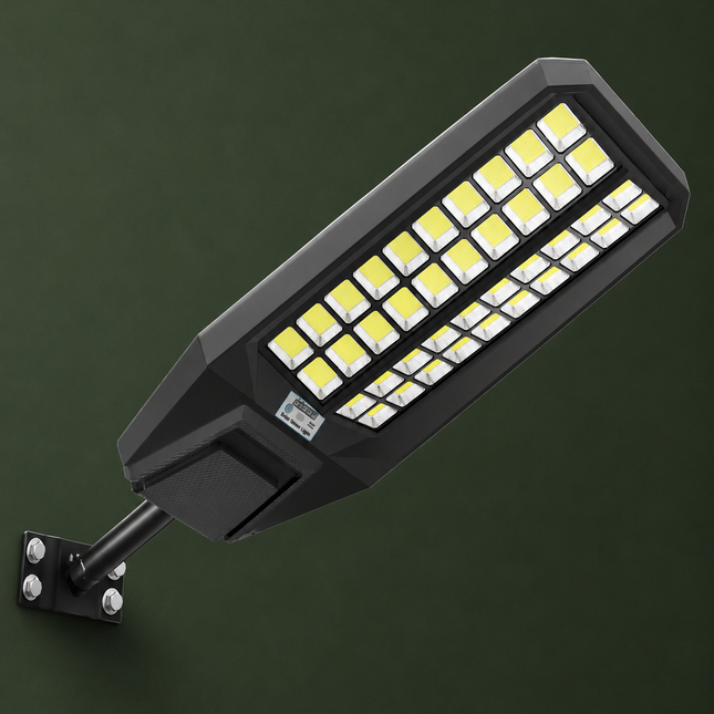 8000W Solar LED Street Light with Intelligent Motion Sensing